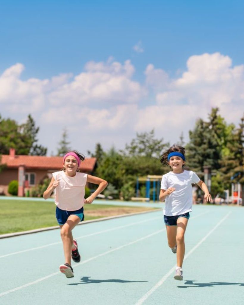 kids running a track race